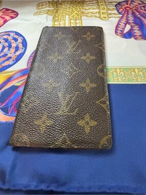 Authentic Louis Vuitton Monogram Checkbook Holder – Very Good Condition